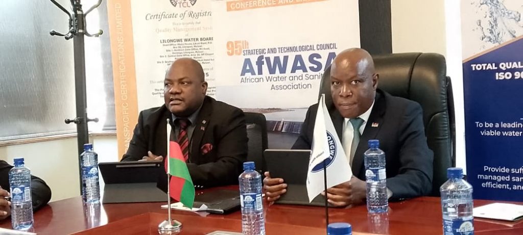 CPA Silli Mbewe, chief executive of Lilongwe Water Board and Mr. Prince Mleta addressing the media